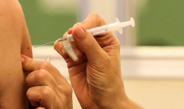 Nioaque já aplicou 03 mil doses da vacina contra Covid  