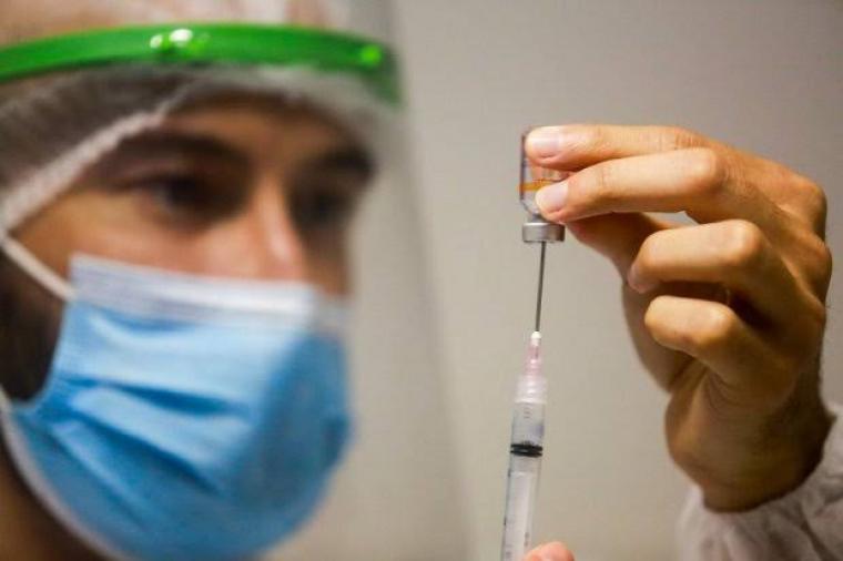 Nioaque inicia vacinação para pessoas de 30 anos ou mais 